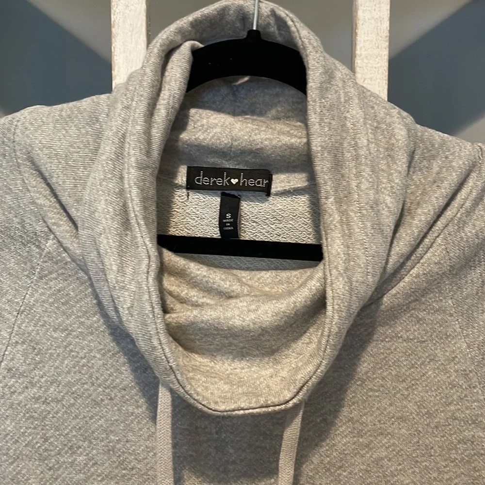 Woman’s Lightweight Cowl Neck Sweatshirt - Picture 4 of 5